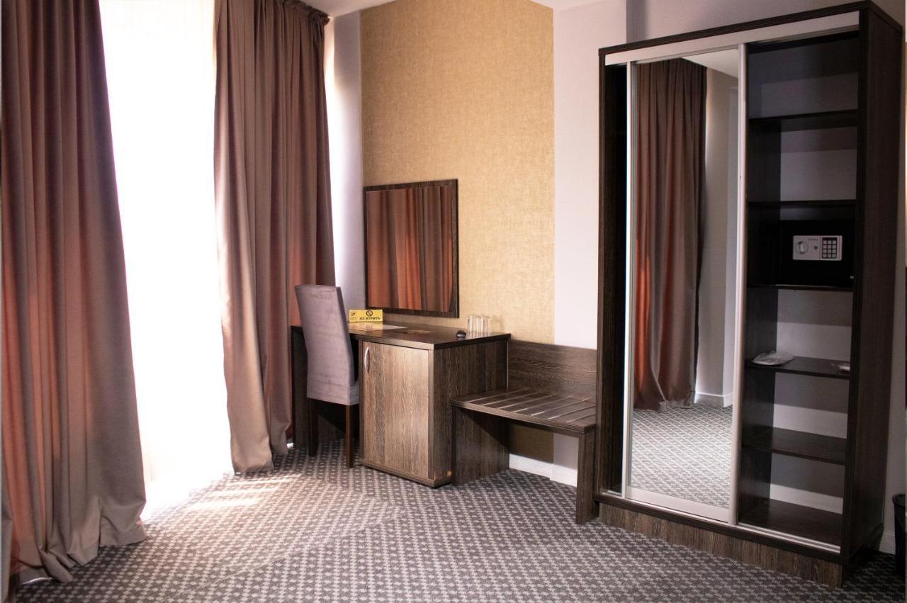 Golden Palace Hotel Αλμάτι Εξωτερικό φωτογραφία