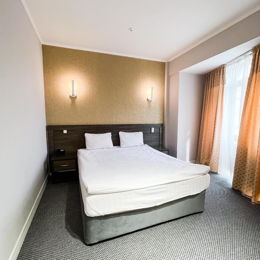 Golden Palace Hotel Αλμάτι Εξωτερικό φωτογραφία