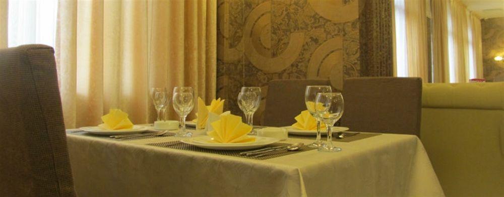 Golden Palace Hotel Αλμάτι Εξωτερικό φωτογραφία